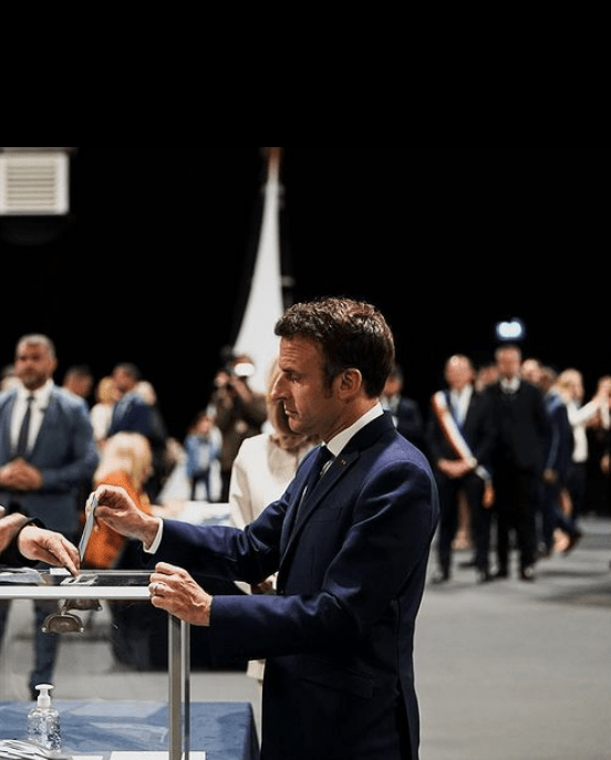 Emmanuel Macron wiek
